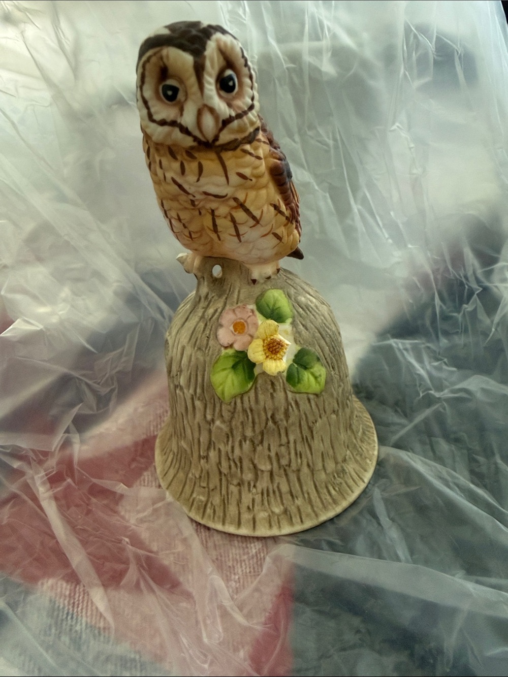 Towel fine china Owl Bell with Floral Accent - Brown Cream